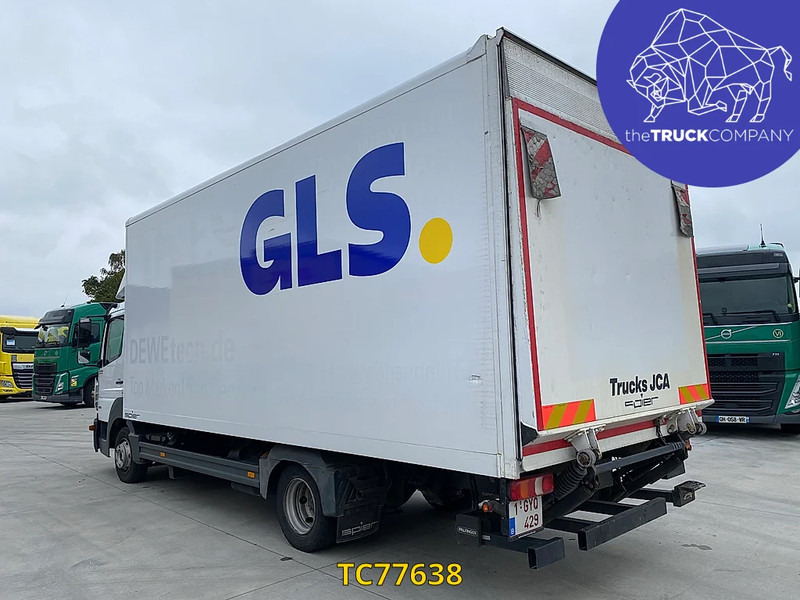 Mercedes-Benz Atego 818 - Camión caja cerrada: foto 2 Mercedes-Benz Atego 818 - Camión caja cerrada: foto 2