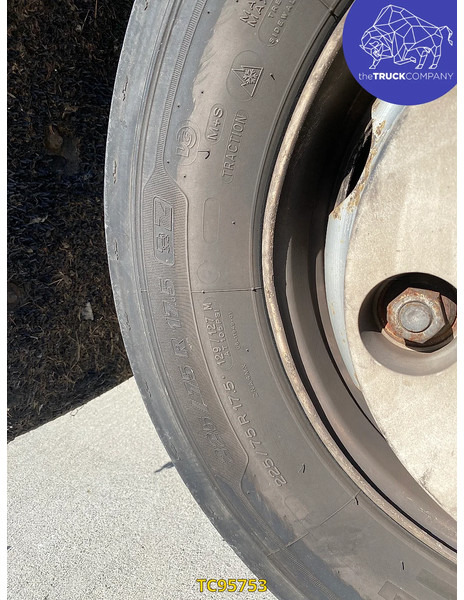 Camión frigorífico Renault Midlum 180: foto 18 Camión frigorífico Renault Midlum 180: foto 18