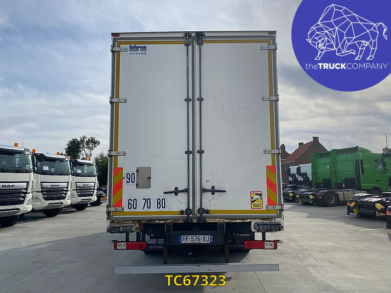 Renault T 460 - Camión caja cerrada: foto 4 Renault T 460 - Camión caja cerrada: foto 4