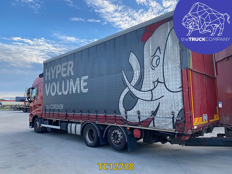 Volvo FH 500 - Camión lona: foto 2 Volvo FH 500 - Camión lona: foto 2