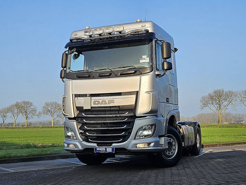 Cabeza tractora DAF XF 460: foto 1