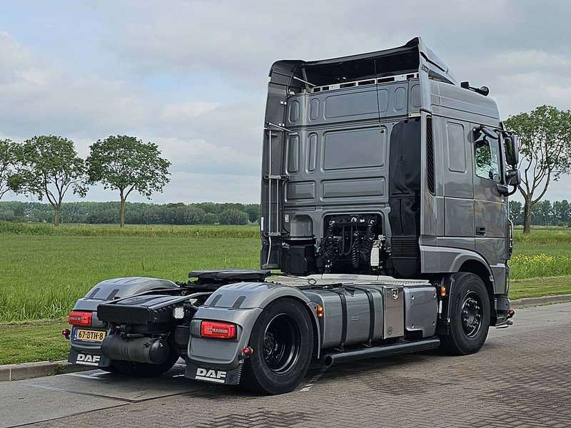 DAF XF 530 MANUAL SHOW TRUCK - Cabeza tractora: foto 3 DAF XF 530 MANUAL SHOW TRUCK - Cabeza tractora: foto 3