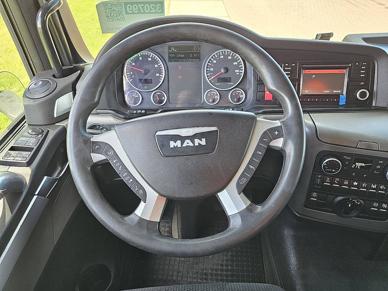 Cabeza tractora MAN 18.400 TGX HYDRODRIVE 4X4: foto 16 Cabeza tractora MAN 18.400 TGX HYDRODRIVE 4X4: foto 16