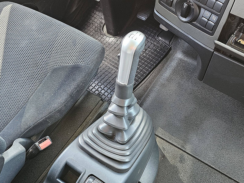 Cabeza tractora MAN 18.400 TGX HYDRODRIVE 4X4: foto 11 Cabeza tractora MAN 18.400 TGX HYDRODRIVE 4X4: foto 11