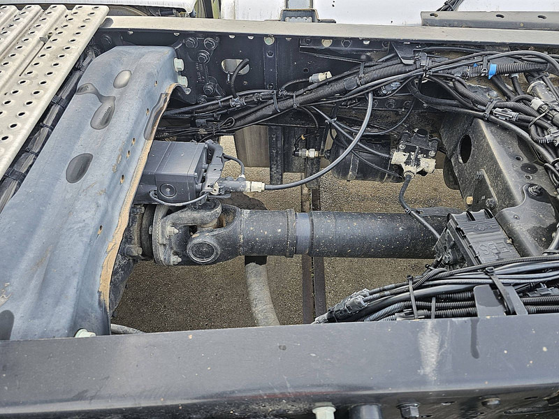 Cabeza tractora MAN 18.460 TGX kipphydaulik: foto 16 Cabeza tractora MAN 18.460 TGX kipphydaulik: foto 16