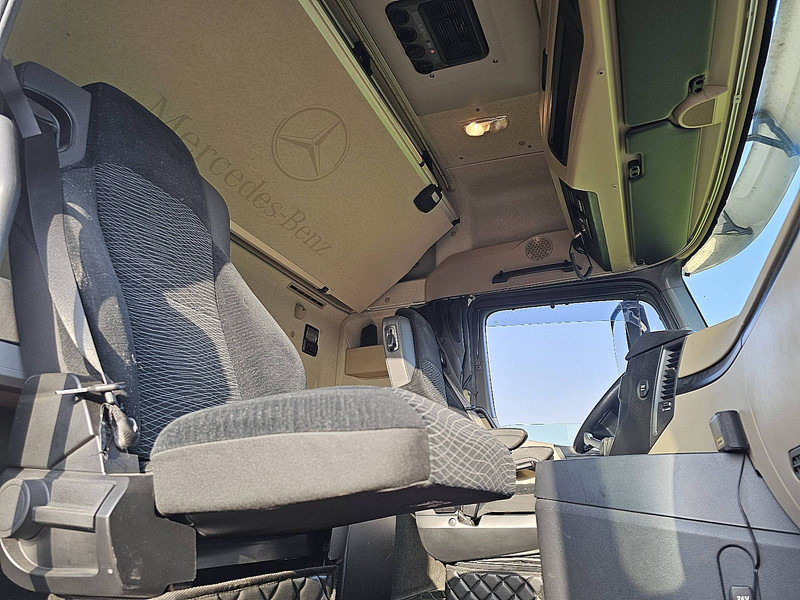 Cabeza tractora Mercedes-Benz ACTROS 1842 LS BIGSPACE 2X TANK: foto 7