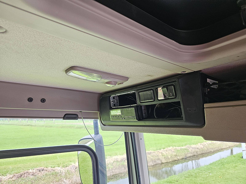 Camión multibasculante DAF CF 480 FAW 8X4 VDL 25T HOOK: foto 12 Camión multibasculante DAF CF 480 FAW 8X4 VDL 25T HOOK: foto 12