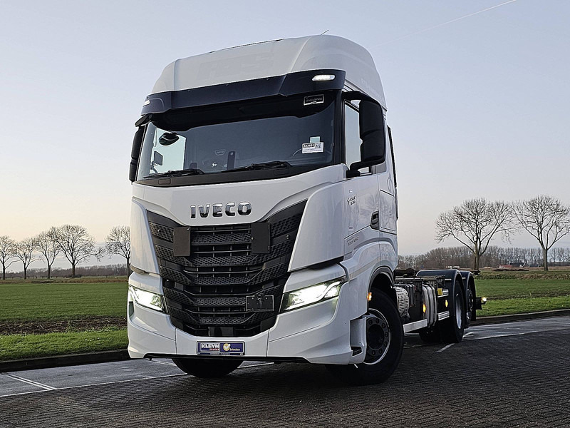 Iveco S-WAY AS440S51 - Camión portacontenedore/ Intercambiable: foto 1 Iveco S-WAY AS440S51 - Camión portacontenedore/ Intercambiable: foto 1