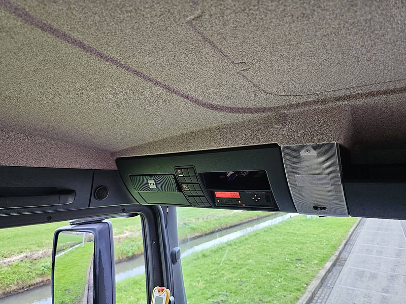 Camión portacontenedor de cadenas MAN 26.460 TGS MEILLER AK 16 NT: foto 12