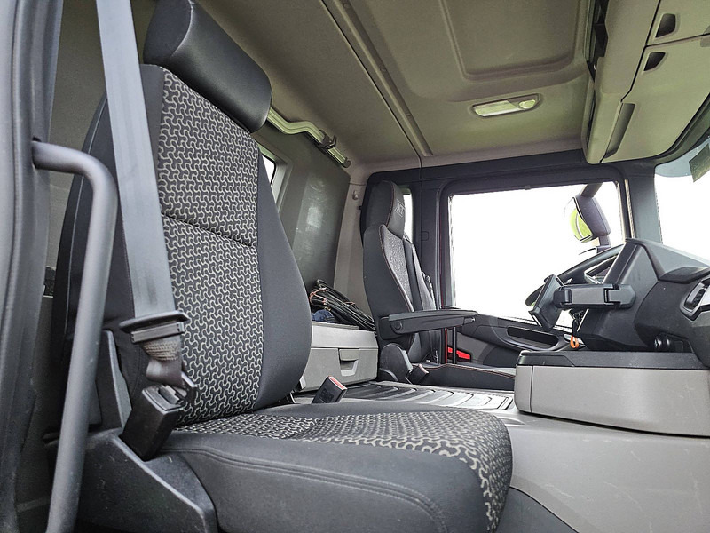 Camión volquete Scania G410: foto 7