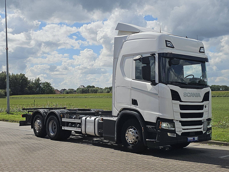 Scania R450 6x2*4 - Camión portacontenedore/ Intercambiable: foto 5 Scania R450 6x2*4 - Camión portacontenedore/ Intercambiable: foto 5