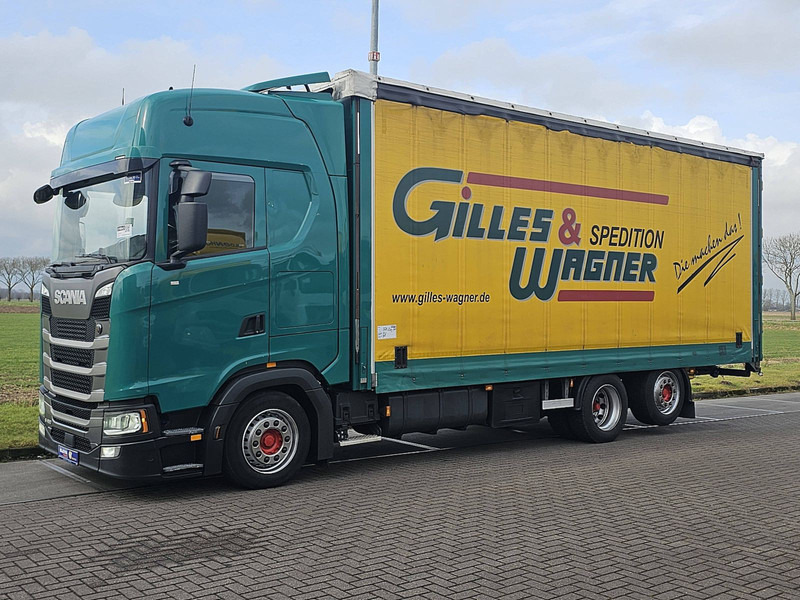 Scania S450 6X2*4 FORKLIFT CONN. - Camión lona: foto 2 Scania S450 6X2*4 FORKLIFT CONN. - Camión lona: foto 2