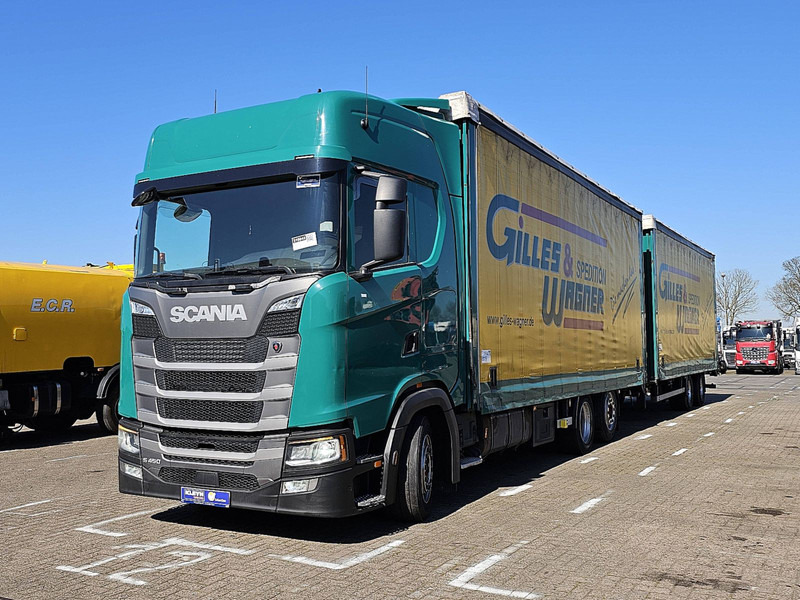 Scania S450 6x2*4 FORKLIFT CONN. - Camión lona: foto 2 Scania S450 6x2*4 FORKLIFT CONN. - Camión lona: foto 2