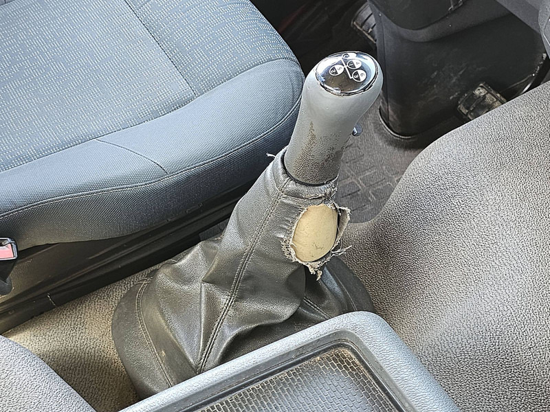 Camión chasis Volvo FM 11.330 6X2 MANUAL WB460: foto 11