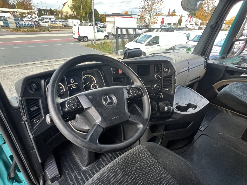 Mercedes-Benz Actros 1845 Klimaautom. Retarder 2x Nebenantrieb - Cabeza tractora: foto 3 Mercedes-Benz Actros 1845 Klimaautom. Retarder 2x Nebenantrieb - Cabeza tractora: foto 3