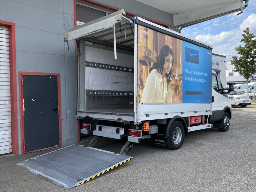 Furgoneta con lona Iveco Daily 65C21 3,6m P+P+LBW Klima Automat. Webasto: foto 6 Furgoneta con lona Iveco Daily 65C21 3,6m P+P+LBW Klima Automat. Webasto: foto 6