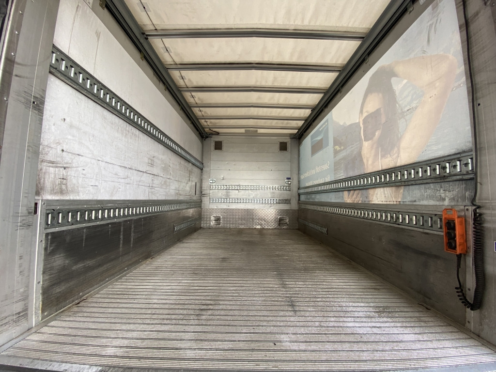 Furgoneta con lona Iveco Daily 65C21 3,6m P+P+LBW Klima Automat. Webasto: foto 7 Furgoneta con lona Iveco Daily 65C21 3,6m P+P+LBW Klima Automat. Webasto: foto 7