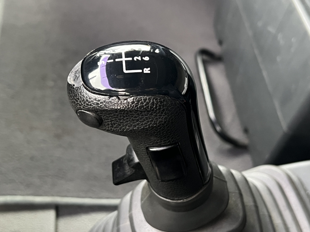 MAN TGA 26.440 6x2 LL Retarder Kran Palfinger 20002 - Camión lona, Camión grúa: foto 3 MAN TGA 26.440 6x2 LL Retarder Kran Palfinger 20002 - Camión lona, Camión grúa: foto 3