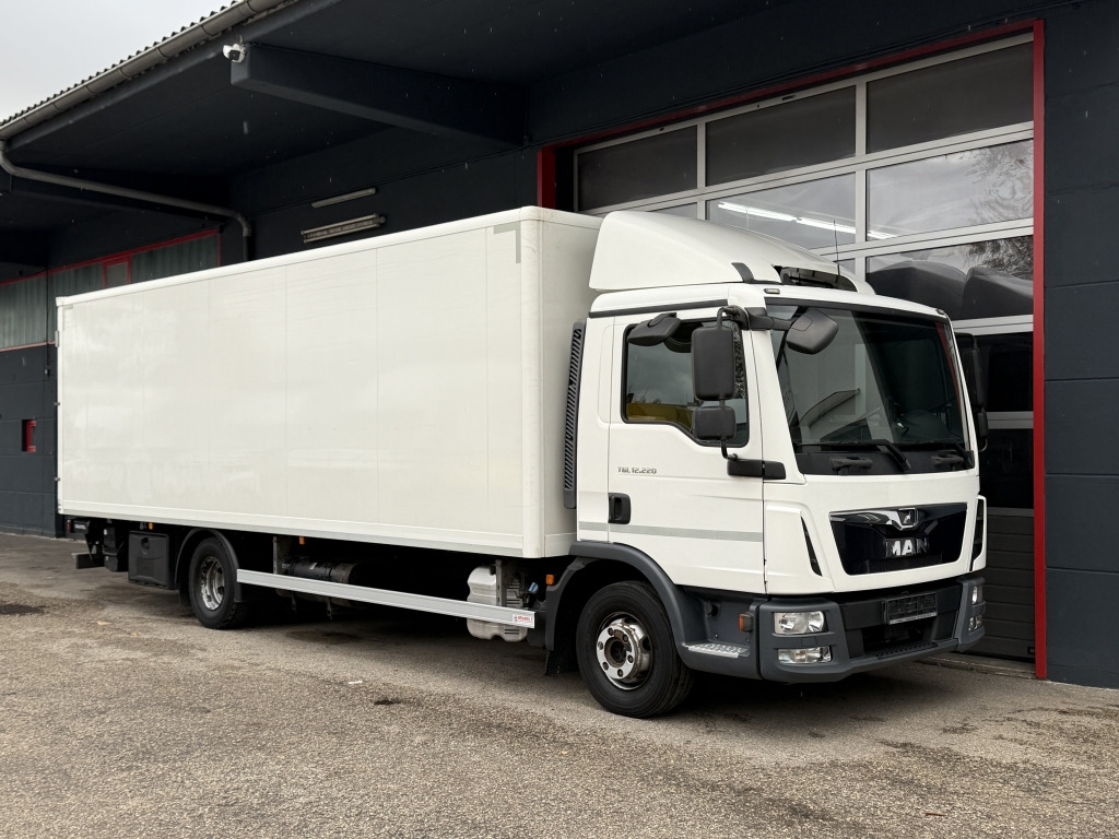 MAN TGL 12.220 Klimaautom. Kamera NAVI 7,1m Koff+LBW - Camión caja cerrada: foto 1 MAN TGL 12.220 Klimaautom. Kamera NAVI 7,1m Koff+LBW - Camión caja cerrada: foto 1