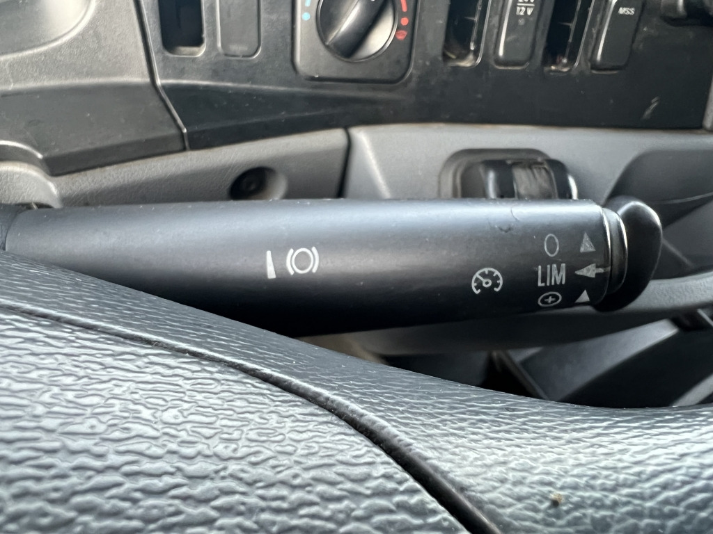 Mercedes-Benz Axor 1833 7m Koffer 2x Schwenkwand LBW Or.382'km - Camión transporte de bebidas: foto 5 Mercedes-Benz Axor 1833 7m Koffer 2x Schwenkwand LBW Or.382'km - Camión transporte de bebidas: foto 5