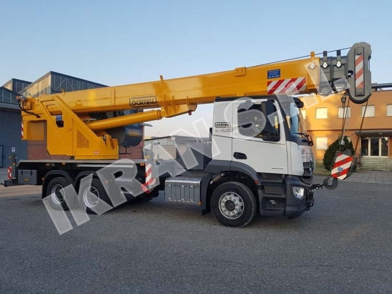 Locatelli TCL 40.35 - Autogrúa: foto 2 Locatelli TCL 40.35 - Autogrúa: foto 2