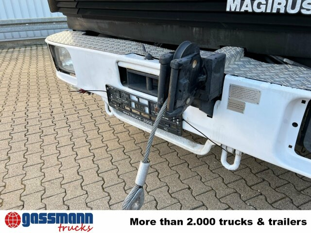 Camión caja cerrada Iveco 120-23 AW 4x4 Doka, V8-Motor, Mannschaftswagen: foto 8 Camión caja cerrada Iveco 120-23 AW 4x4 Doka, V8-Motor, Mannschaftswagen: foto 8