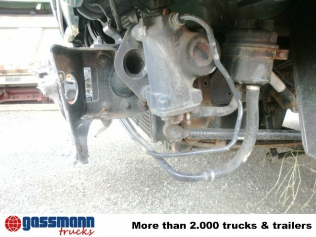 MAN L33 8.180 C 4x2, Unfallfahrzeug mit - Camión caja cerrada: foto 5 MAN L33 8.180 C 4x2, Unfallfahrzeug mit - Camión caja cerrada: foto 5