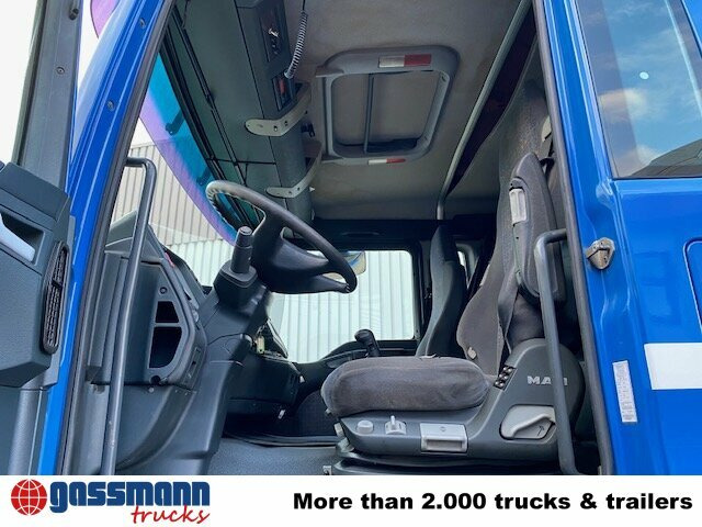MAN TGA 26.480 6x4 FDLK, Winterdienstausstattung - Camión volquete: foto 2 MAN TGA 26.480 6x4 FDLK, Winterdienstausstattung - Camión volquete: foto 2