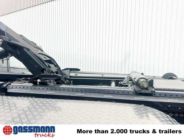 MAN TGS 35.480 8X4 BL, Intarder, Kran HMF 3220-K6, - Camión multibasculante, Camión grúa: foto 5 MAN TGS 35.480 8X4 BL, Intarder, Kran HMF 3220-K6, - Camión multibasculante, Camión grúa: foto 5