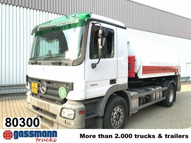 Mercedes-Benz Actros 1841 L 4x2, Esterer Tankaufbau ca. - Camión cisterna: foto 1 Mercedes-Benz Actros 1841 L 4x2, Esterer Tankaufbau ca. - Camión cisterna: foto 1