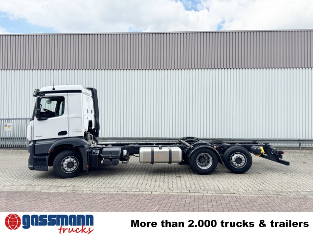 Camión chasis nuevo Mercedes-Benz Actros 2548 L 6x2, Retarder, Lenk-/Liftachse: foto 13 Camión chasis nuevo Mercedes-Benz Actros 2548 L 6x2, Retarder, Lenk-/Liftachse: foto 13