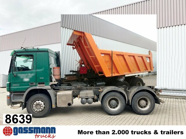 Mercedes-Benz Actros 2644/48 K 6x4, Stahlmulde ca. 14m³ - Camión chasis: foto 1 Mercedes-Benz Actros 2644/48 K 6x4, Stahlmulde ca. 14m³ - Camión chasis: foto 1