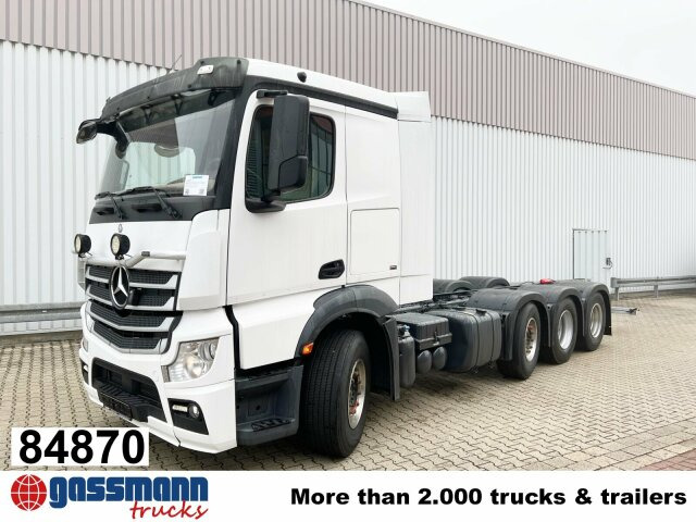 Mercedes-Benz Actros 3551 L 8x2/4, Vorlauflenkachse, - Camión chasis: foto 1 Mercedes-Benz Actros 3551 L 8x2/4, Vorlauflenkachse, - Camión chasis: foto 1