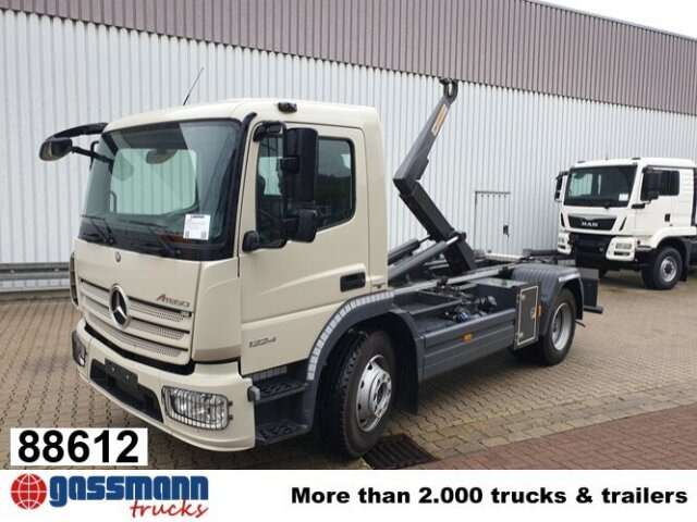 Mercedes-Benz Atego 1224 K 4x2 - Camión multibasculante: foto 1 Mercedes-Benz Atego 1224 K 4x2 - Camión multibasculante: foto 1