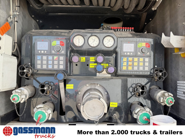 Mercedes-Benz Atego 1530 AF 4x4, Rosenbauer TLF, Retarder - Camión de bomberos: foto 3 Mercedes-Benz Atego 1530 AF 4x4, Rosenbauer TLF, Retarder - Camión de bomberos: foto 3