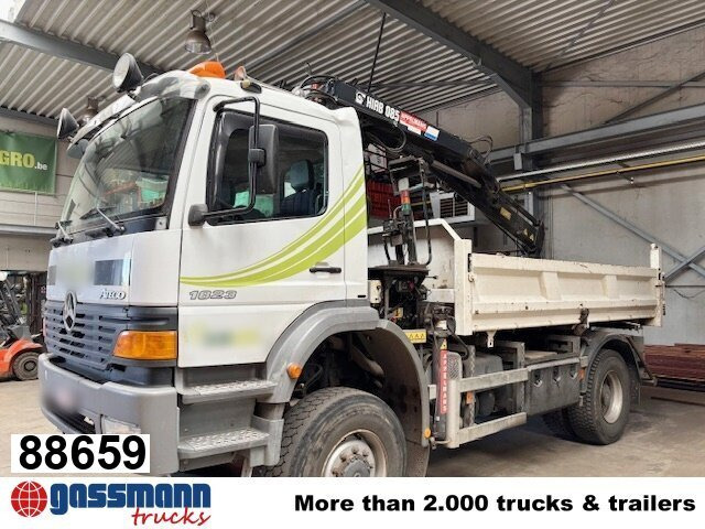 Mercedes-Benz Atego 1823AK 4x4, Kran HIAB, Bordmatik - Camión volquete, Camión grúa: foto 1 Mercedes-Benz Atego 1823AK 4x4, Kran HIAB, Bordmatik - Camión volquete, Camión grúa: foto 1