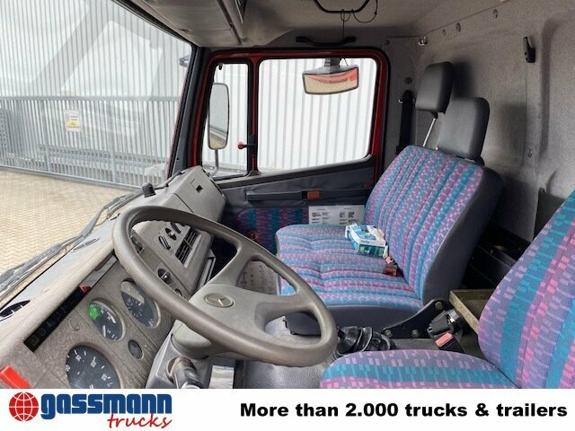 Mercedes-Benz LK 814 F 4x2, Ziegler RW1, 6-Zylinder Motor - Camión caja cerrada: foto 5 Mercedes-Benz LK 814 F 4x2, Ziegler RW1, 6-Zylinder Motor - Camión caja cerrada: foto 5