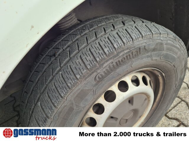 Mercedes-Benz Sprinter 316 KA 4x2, Rettungswagen - Furgón: foto 3 Mercedes-Benz Sprinter 316 KA 4x2, Rettungswagen - Furgón: foto 3