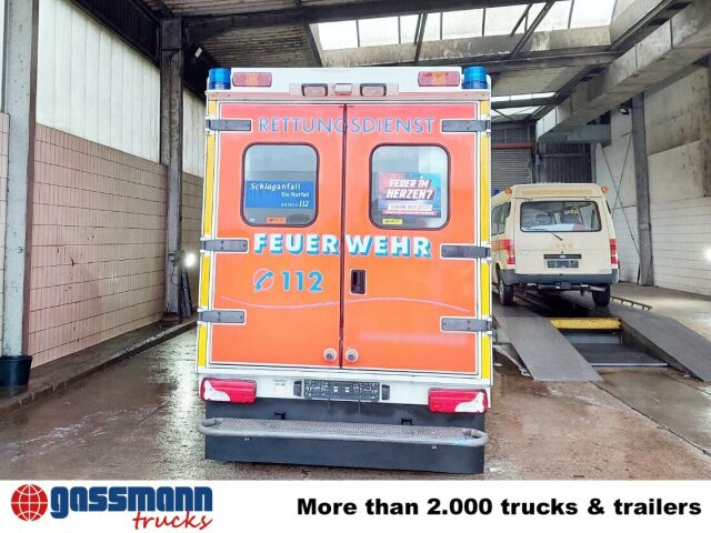 Mercedes-Benz Sprinter 515 CDI 4x2, Rettungswagen, Retarder - Furgón: foto 4 Mercedes-Benz Sprinter 515 CDI 4x2, Rettungswagen, Retarder - Furgón: foto 4