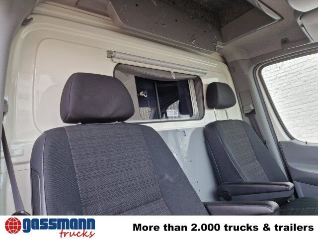 Mercedes-Benz Sprinter 516 CDI 4x2, Rettungswagen - Furgón: foto 5 Mercedes-Benz Sprinter 516 CDI 4x2, Rettungswagen - Furgón: foto 5