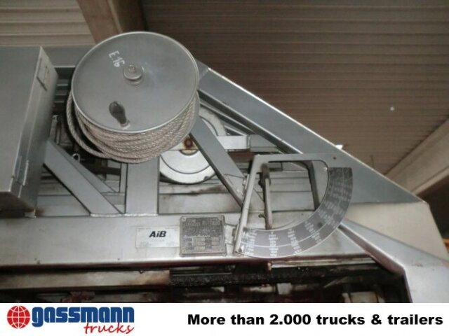 Renault G F231 4x2 - Camión de bomberos: foto 3 Renault G F231 4x2 - Camión de bomberos: foto 3