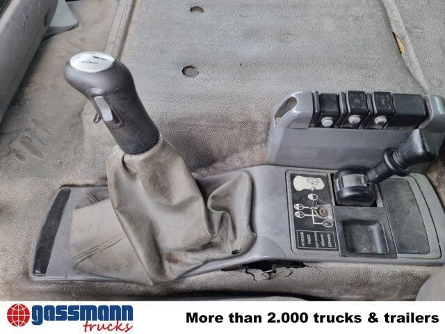 Renault Kerax 380.26 6x4, Bordmatik links - Camión volquete: foto 5 Renault Kerax 380.26 6x4, Bordmatik links - Camión volquete: foto 5