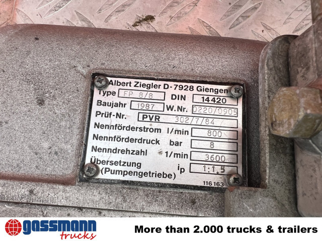 Unimog U 1300 L 4x4 Doka, LF8 - Ambulancia: foto 3 Unimog U 1300 L 4x4 Doka, LF8 - Ambulancia: foto 3