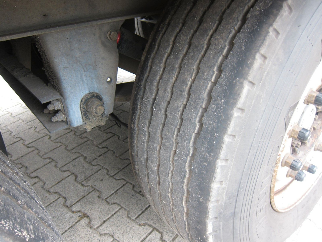 Semirremolque caja cerrada Schmitz Cargobull SKO 24 Iso-Koffer Doppelstock Lift Disc Top 2x: foto 11