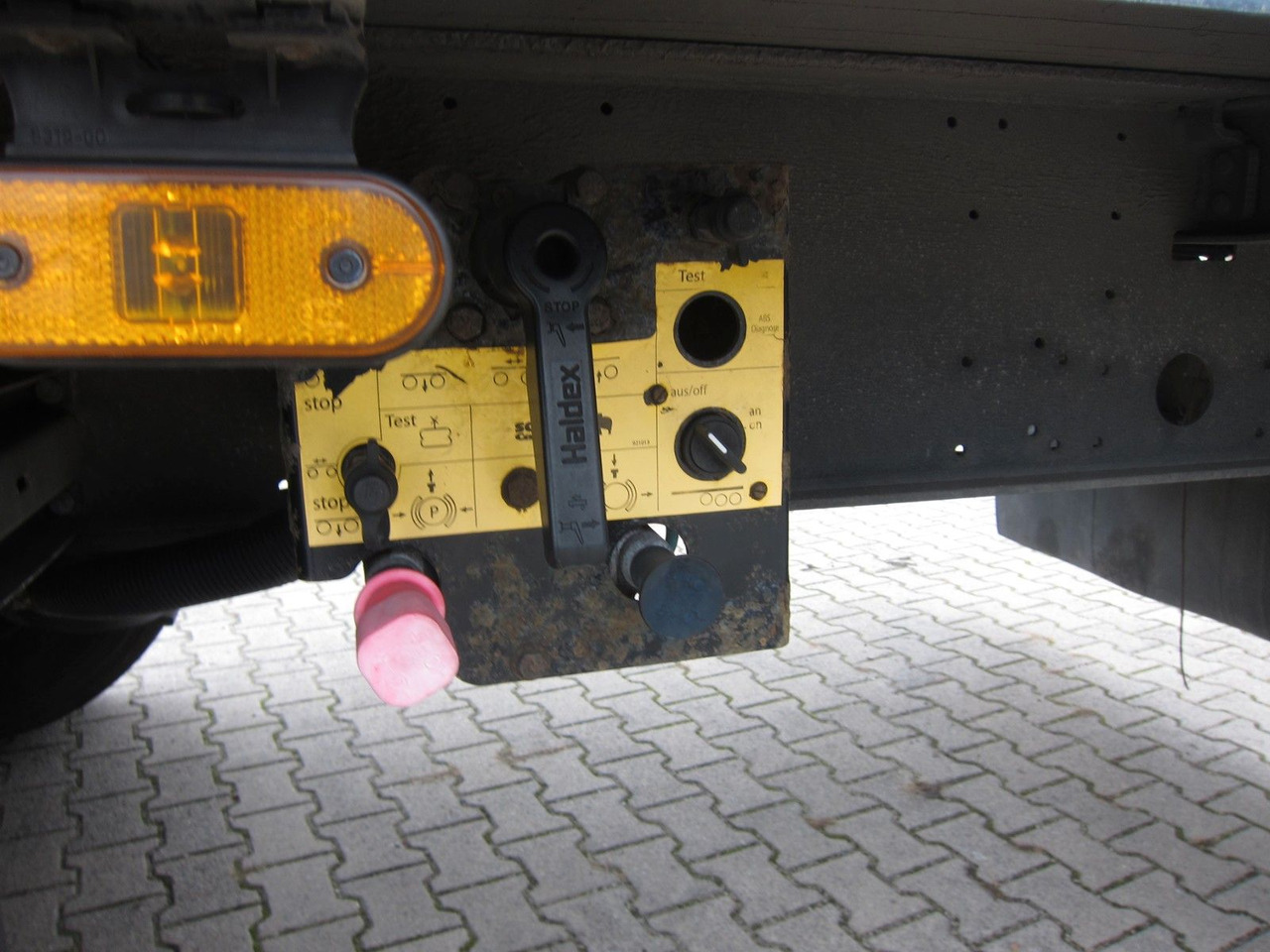 Semirremolque caja cerrada Schmitz Cargobull SKO 24 Iso-Koffer Doppelstock Lift Disc Top 2x: foto 9