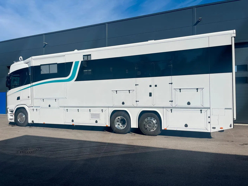 Scania S590 V8 6x2 Camper / Motorhome - New 2025 - Garage - Slide out - - Autocaravana: foto 5 Scania S590 V8 6x2 Camper / Motorhome - New 2025 - Garage - Slide out - - Autocaravana: foto 5