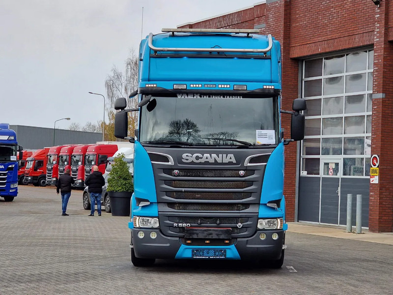 Scania R580 V8 Topline 6x2 - Retarder - Full air - 2x tank - Euro 6 - Cabeza tractora: foto 2 Scania R580 V8 Topline 6x2 - Retarder - Full air - 2x tank - Euro 6 - Cabeza tractora: foto 2