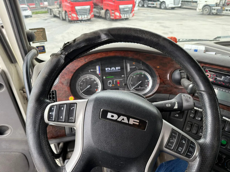 DAF XF 510 Ginaf 8x4*4 - Tipper - Euro 6 - Steering axle - Steel front suspension - Camión volquete: foto 4 DAF XF 510 Ginaf 8x4*4 - Tipper - Euro 6 - Steering axle - Steel front suspension - Camión volquete: foto 4