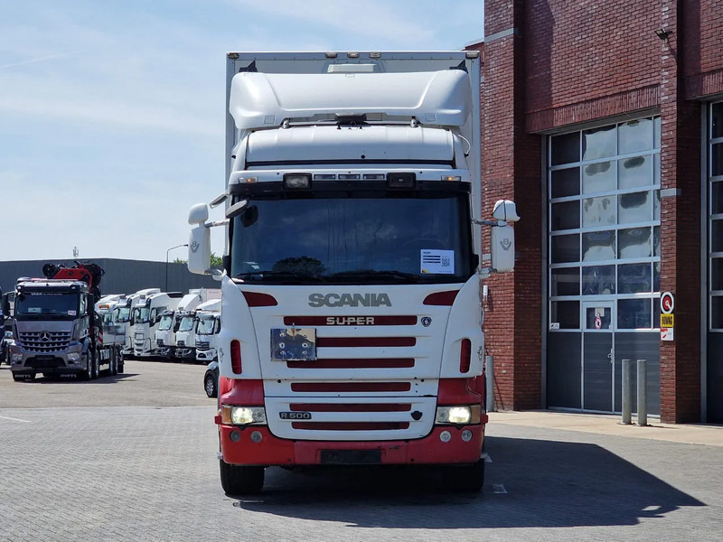 Scania R500 V8 Highline 6x2*4 - Box with side doors - Loadlift - Manual gearbox with retarder - Full air - Steering axle - Camión caja cerrada: foto 2 Scania R500 V8 Highline 6x2*4 - Box with side doors - Loadlift - Manual gearbox with retarder - Full air - Steering axle - Camión caja cerrada: foto 2