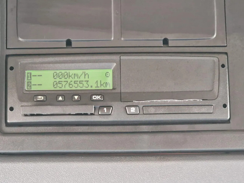 Camión cisterna Scania R520 V8 8x2*4 - Tank - 19.000L - 4 compartments - Pump and counter - Retarder: foto 14 Camión cisterna Scania R520 V8 8x2*4 - Tank - 19.000L - 4 compartments - Pump and counter - Retarder: foto 14